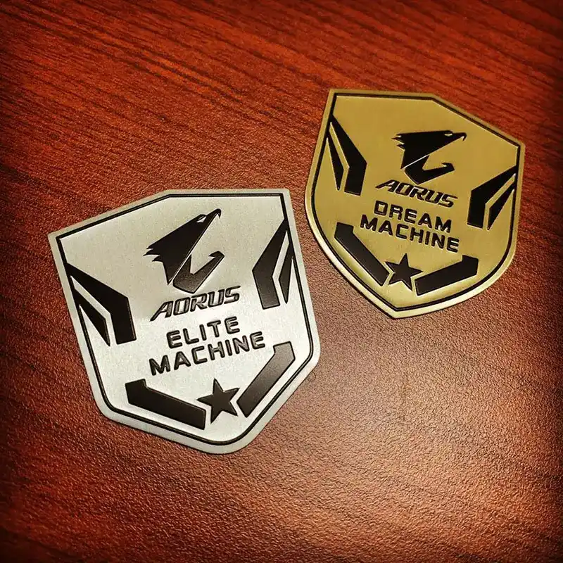 AORUS ELITE & DREAM MACHINE 2020 2 AORUS ELITE DREAM MACHINE BADGE