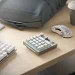 numpad white 4