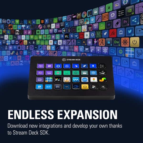 elgato StreamDeck XL - 32 customizable LCD Keys, USB 3.0 Connection 10 10GAT9901 Gallery Stream Deck XL Device shot 07