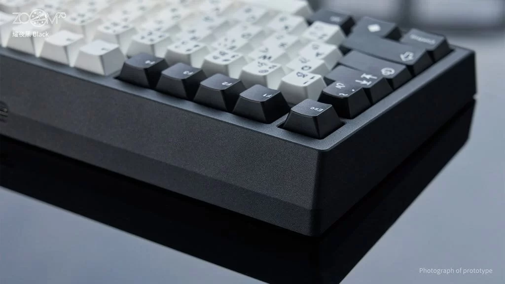 Zoom75 Essential Edition Custom Keyboard - Case EE Black - Backplate PVD Black 4 Zoom75 Essential Edition Custom Keyboard - Case EE Black - Backplate PVD Black - Ảnh 4