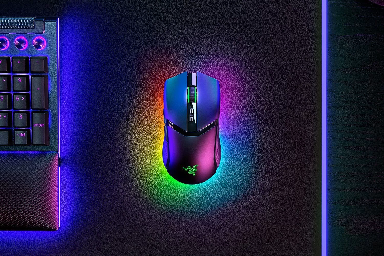 Razer Cobra Pro Wireless Black Gaming Mouse - 70g, 30000 dpi, Chroma RGB Lighting, Optical Mouse Switches Gen-3, Bluetooth & USB Type C 7 Razer Cobra Pro Wireless Black Gaming Mouse - 70g, 30000 dpi, Chroma RGB Lighting, Optical Mouse Switches Gen-3, Bluetooth & USB Type C - Ảnh 7