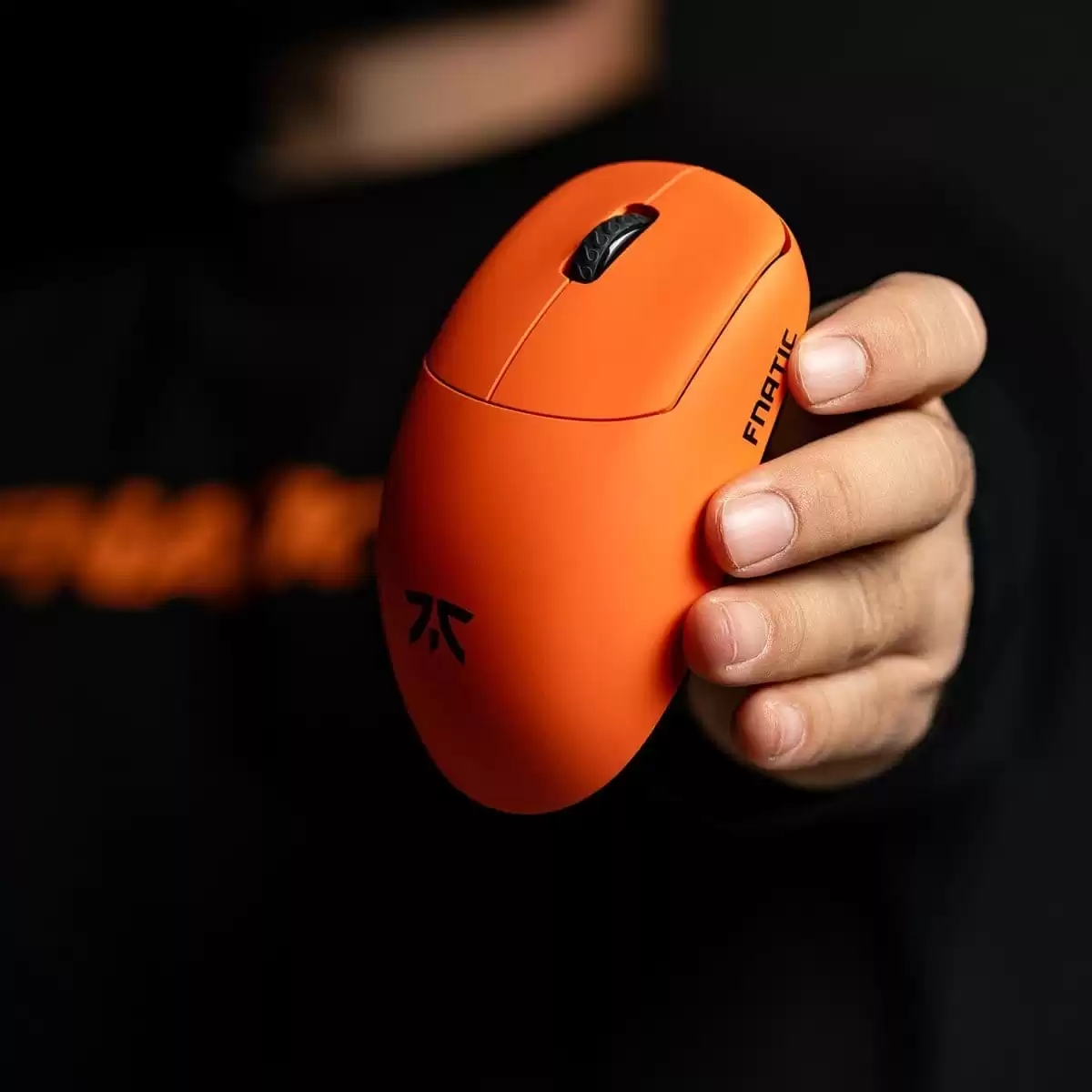 Lamzu Fnatic Gear x Lamzu Thorn 4K Special Edition Wireless Gaming Mouse - 52g, Wireless 4KHz. Chip MCUNordic 52840, Pixart 3395 (Đi kèm dongle 8KHz) 1 Lamzu Fnatic Gear x Lamzu Thorn 4K Special Edition Wireless Gaming Mouse - 52g, Wireless 4KHz. Chip MCUNordic 52840, Pixart 3395 (Đi kèm dongle 8KHz)