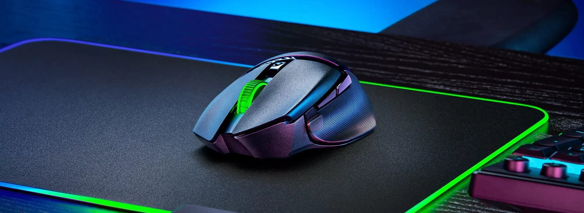 razer basilisk v3 x hyperspeed hero desktop