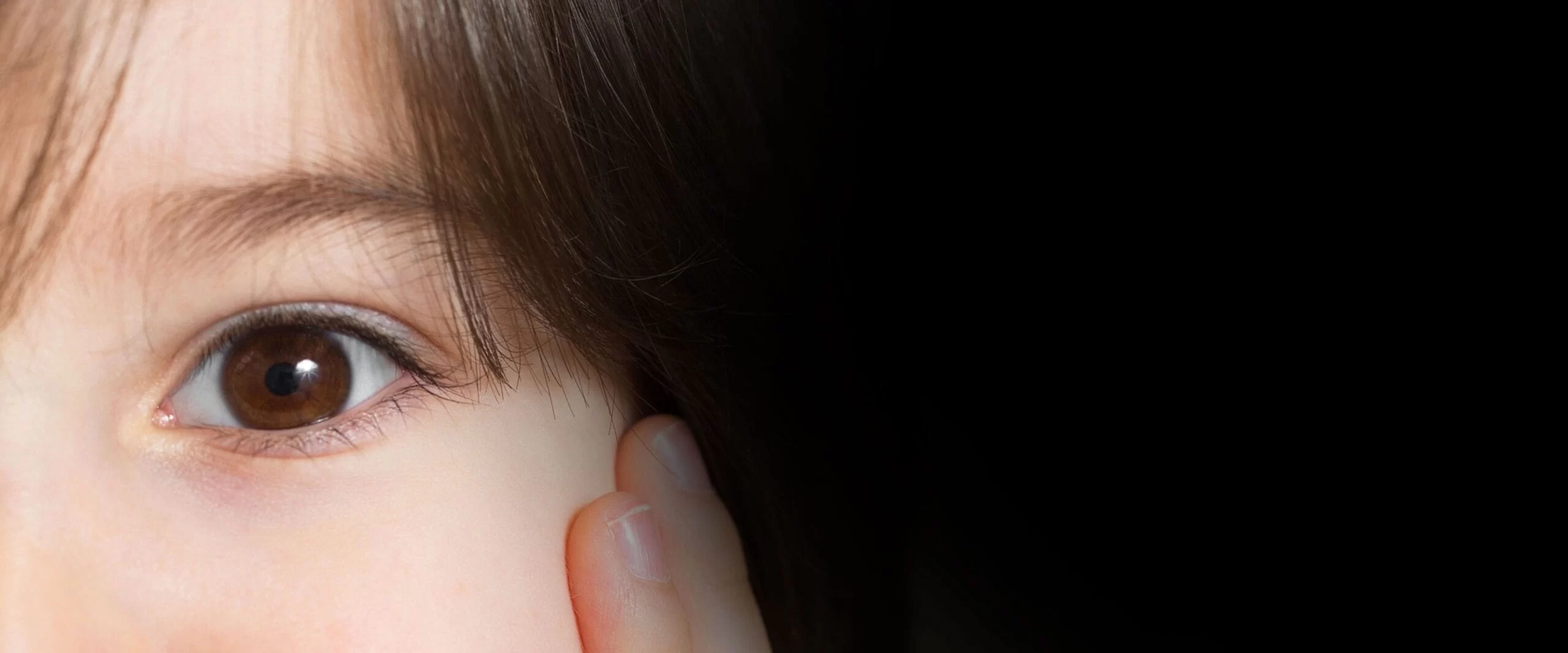 eyes scaled