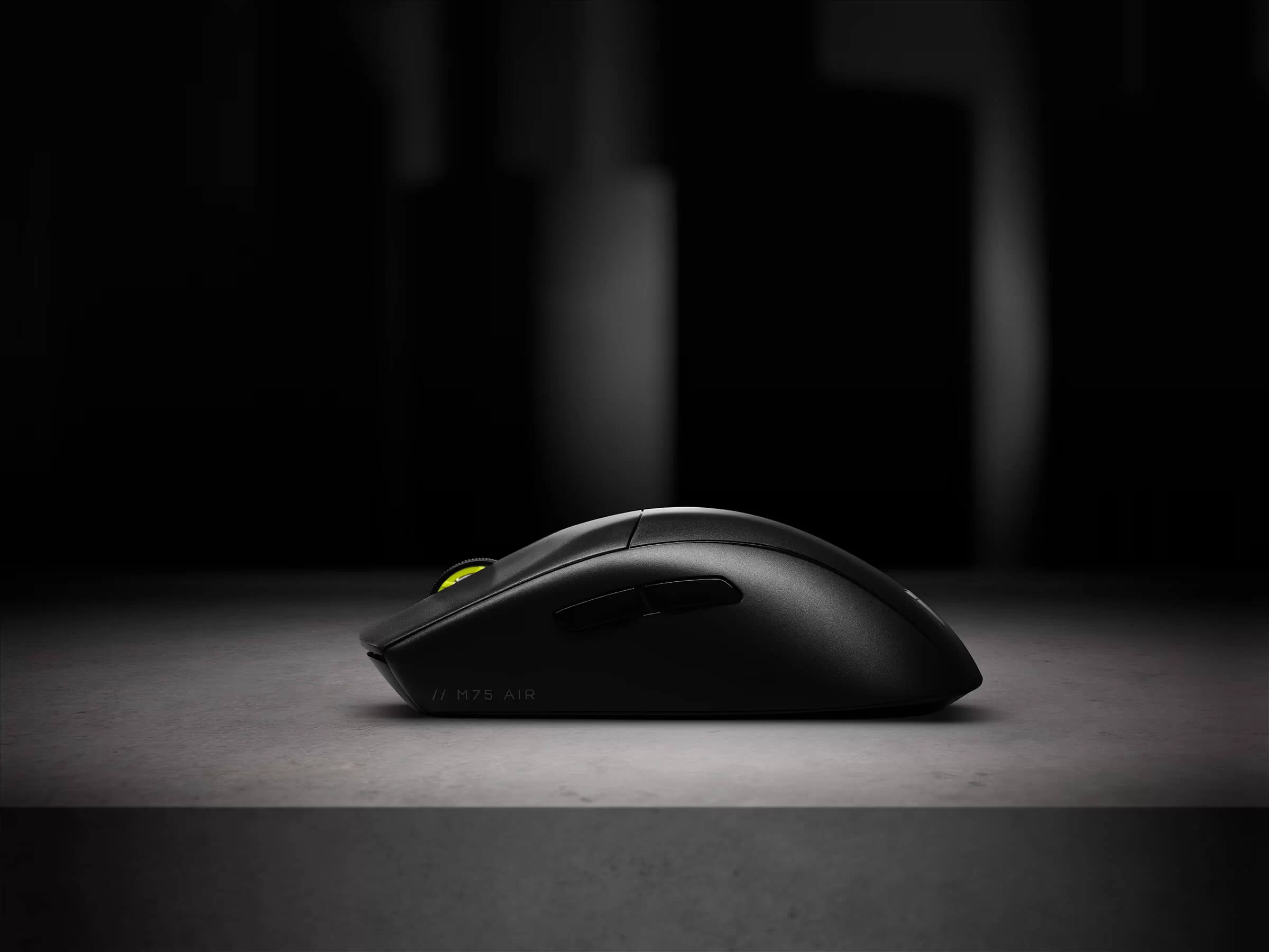 M75 AIR BLACK 03