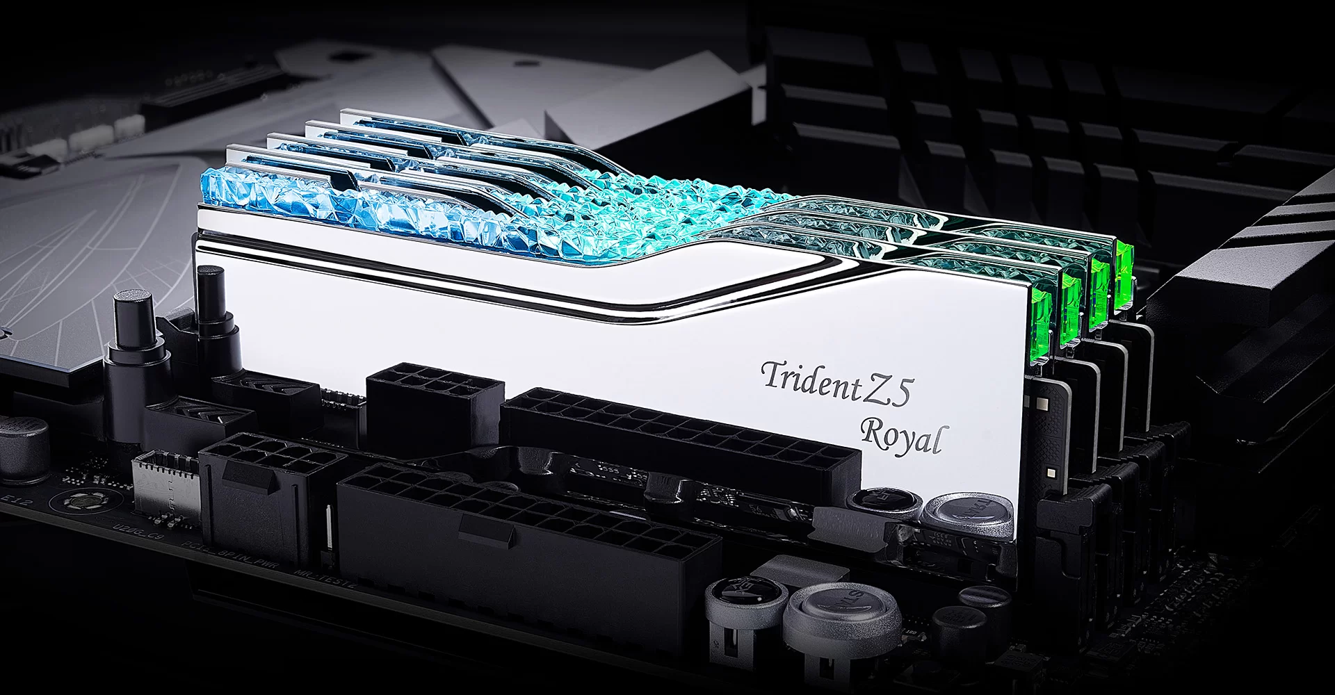 07 trident z5 royal customizable rgb lighting