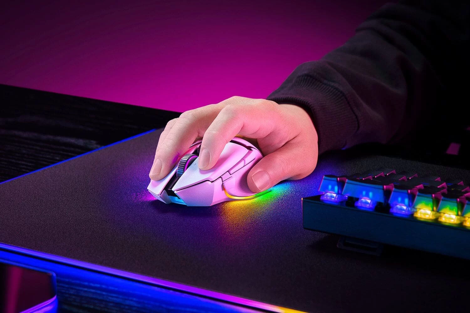 Razer Basilisk V3 Pro 35K White Slide 4