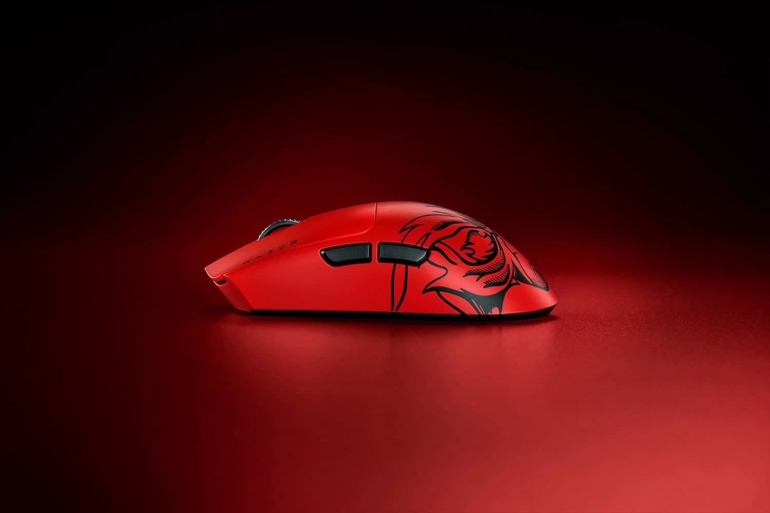 https medias p1.phoenix.razer .com sys master phoenix images container h67 h2e 9875381321758 250220 viper v3 pro faker 1500x1000 6