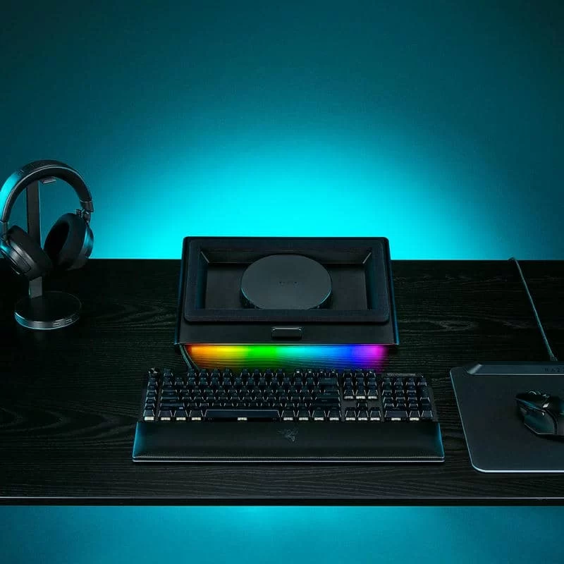 Razer Laptop Cooling Pad (RC21-02300100-R3GW) 8 Razer Laptop Cooling Pad (RC21-02300100-R3GW) - Ảnh 8