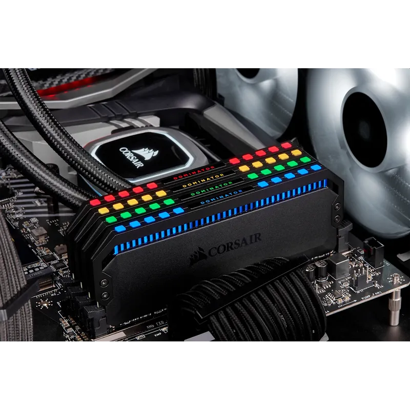 CORSAIR Dominator Platinum RGB 16GB Memory Kit - Black, 16GB (2x8GB) DDR4, 3200MHz, CL16 (CMT16GX4M2E3200C16) 5 CORSAIR Dominator Platinum RGB 16GB Memory Kit - Black, 16GB (2x8GB) DDR4, 3200MHz, CL16 (CMT16GX4M2E3200C16) - Ảnh 5