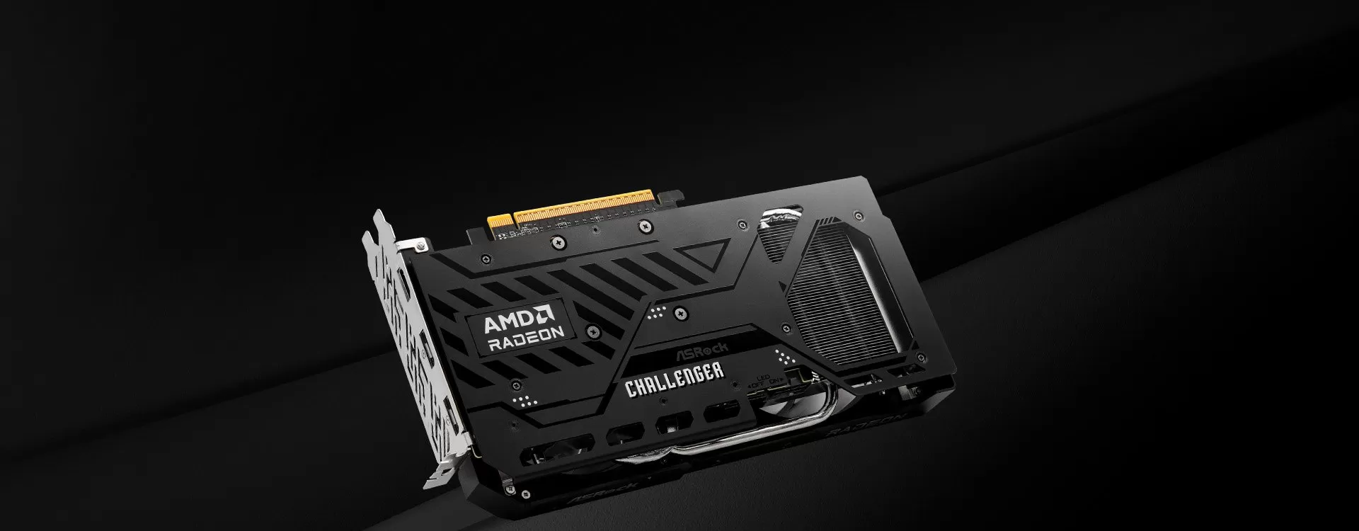 ASRock RX 9060 XT Challenger backplate kim loại cao cấp chống cong PCB