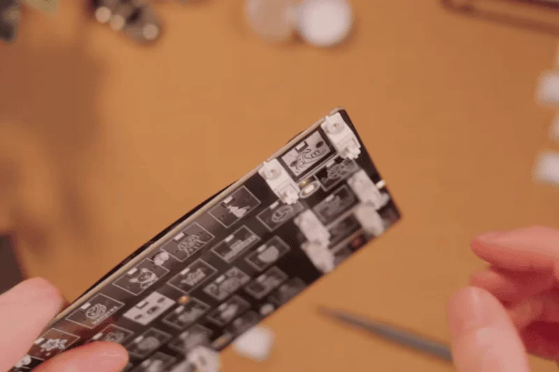 Wooting 60HE V2 Lekker Tikken Switch Gaming Keyboard - 60% Rapid Trigger, RGB 44 Wooting 60HE+ V2 Lekker Tikken screw in stabilizer giảm rung lắc và rattling