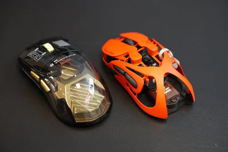 ASUS ROG Harpe II Extreme Edition 20 Wireless Gaming Mouse Slide 3
